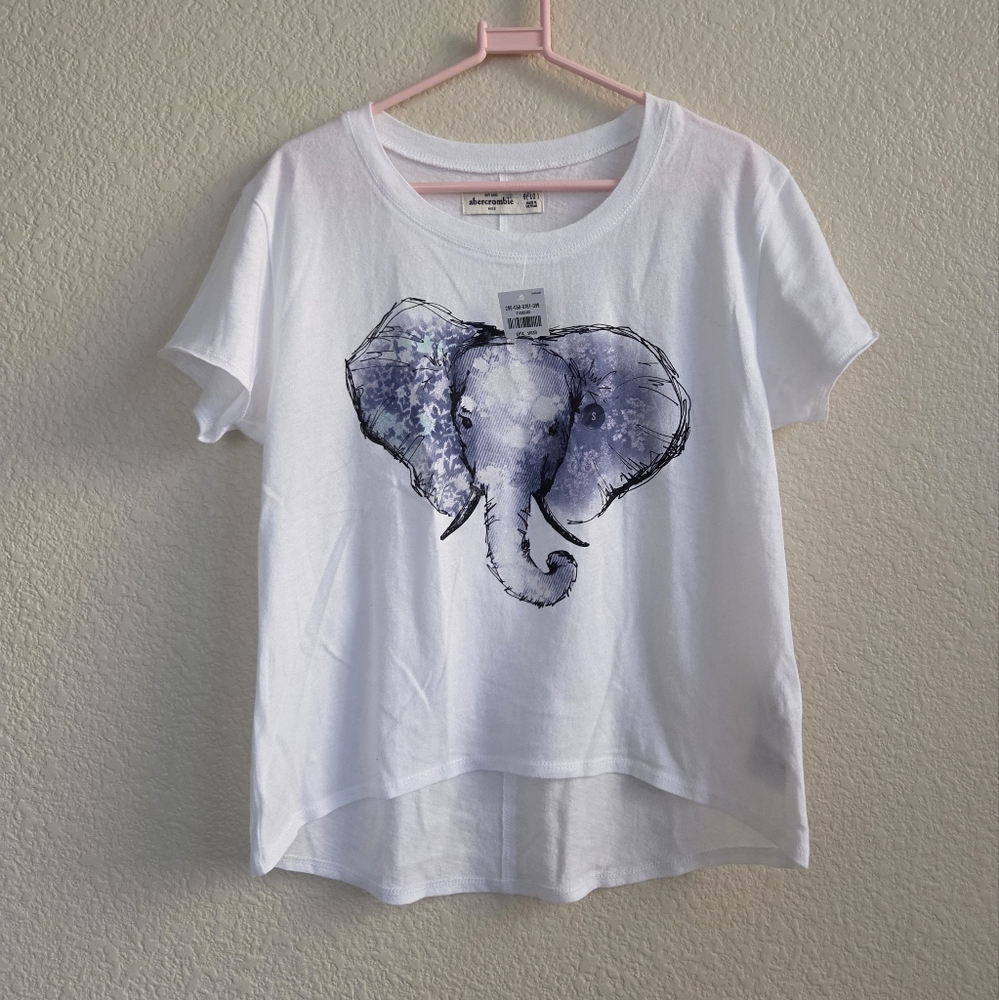 Abercrombie & Fitch Elephant Graphic Tee